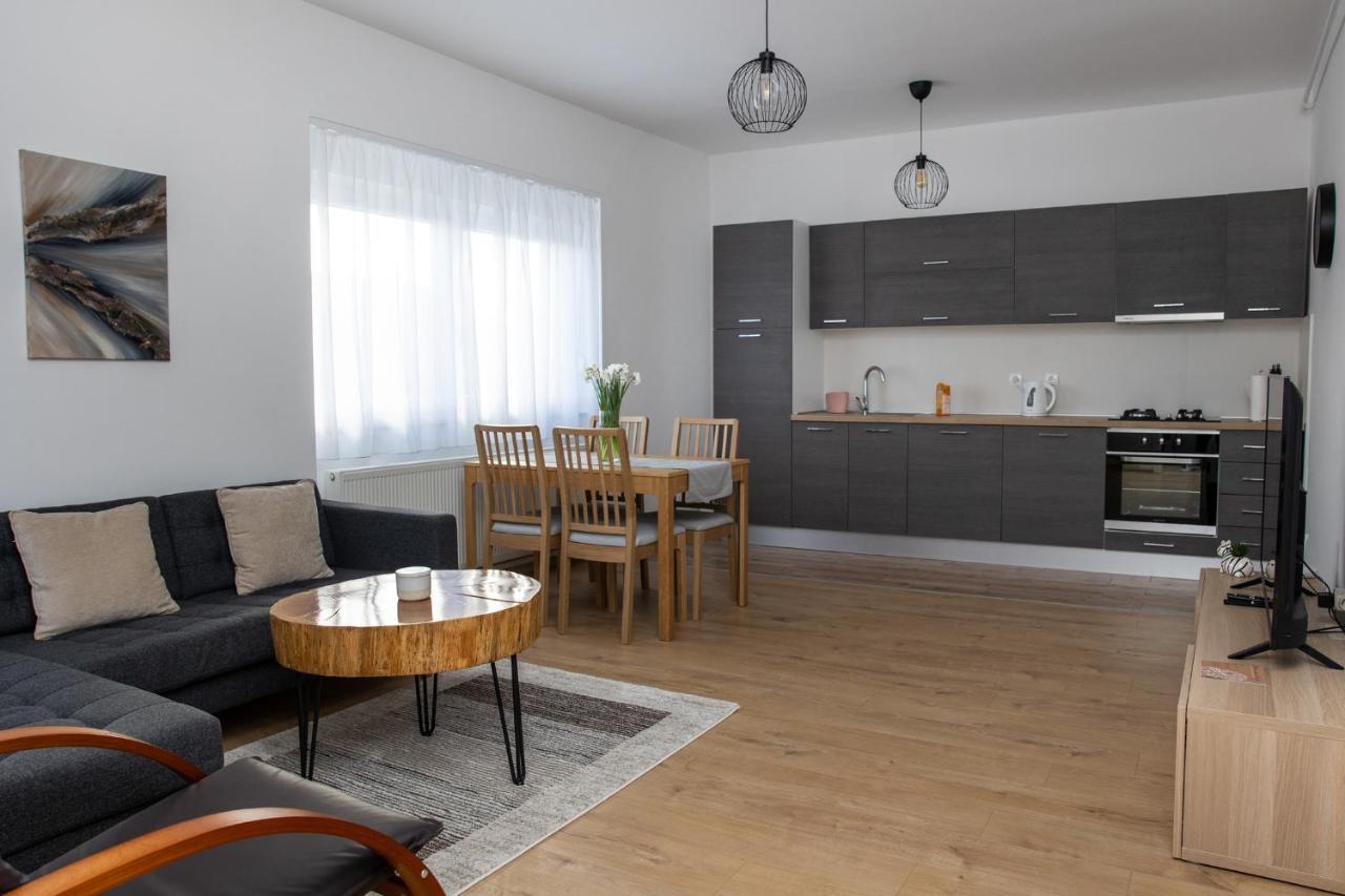 Apartman Ena 벨로바르 외부 사진